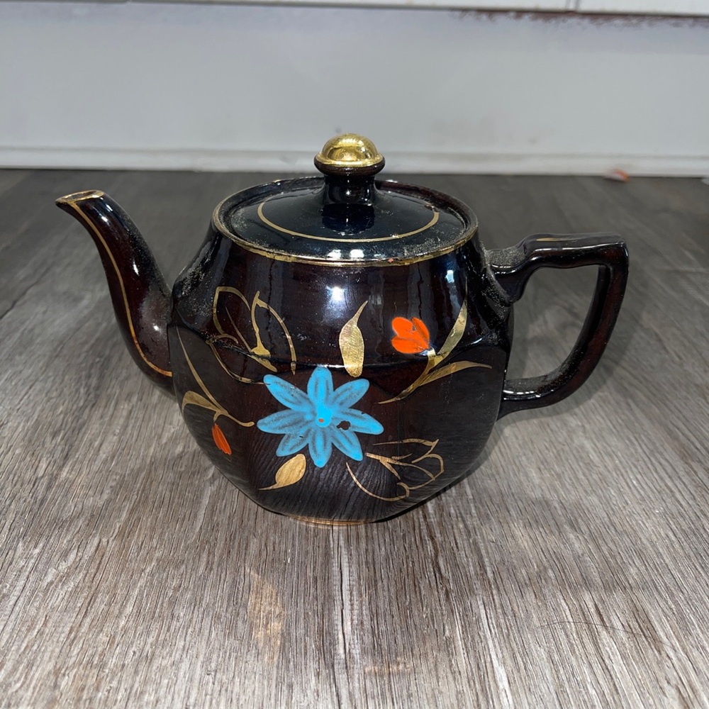 SOLD Arthur Wood England Black Floral TEAPOT 5” x 8” x 5” Mid Century